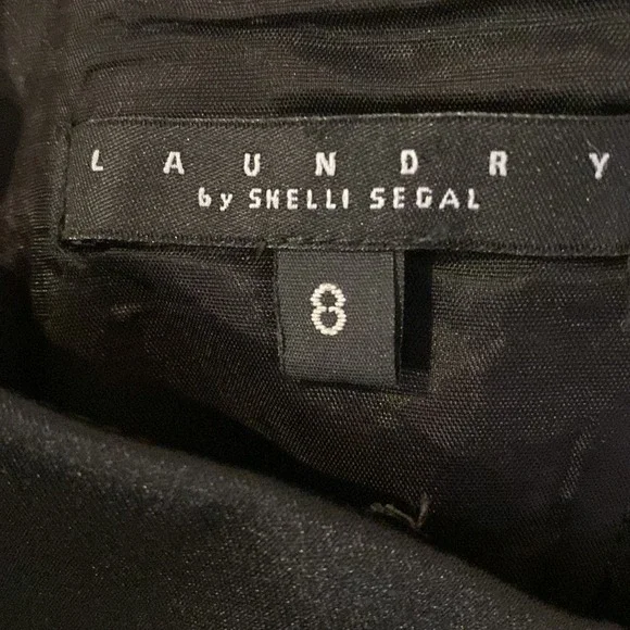 Black strapless dress with pink bow by Laundry by Shell Segal Size 8 - Picture 3 of 6